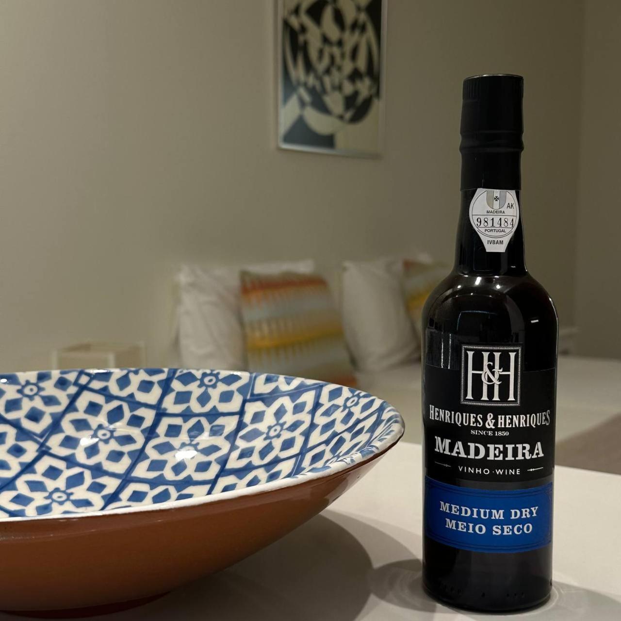 Apartments Vmadeira フンシャル エクステリア 写真